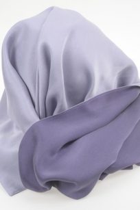 Echarpe violet parme