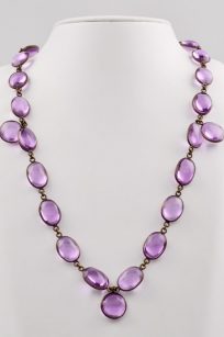 Sautoir mauve