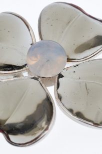 Pendentif trefle detail