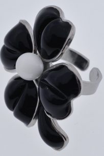 bague trèfle noir