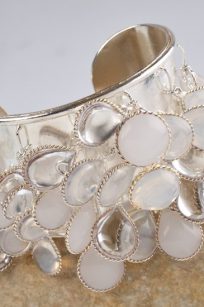 Manchette argent blanc