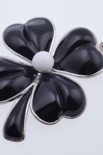 Pendentif noir