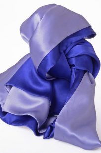 Echarpe bleue bicolore