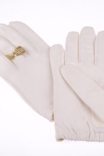 Gant blanc papillon
